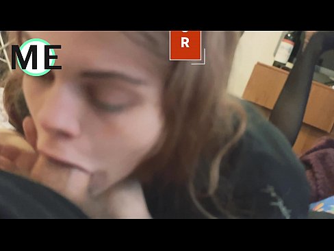 ❤️ Bo'g'iz bo'shlig'i, yirtilgan külotlu çoraplar va yirtilgan poshnalar bilan tanishish yoqimli Sluts bizda uz.hentaiteca.ru ❌❤